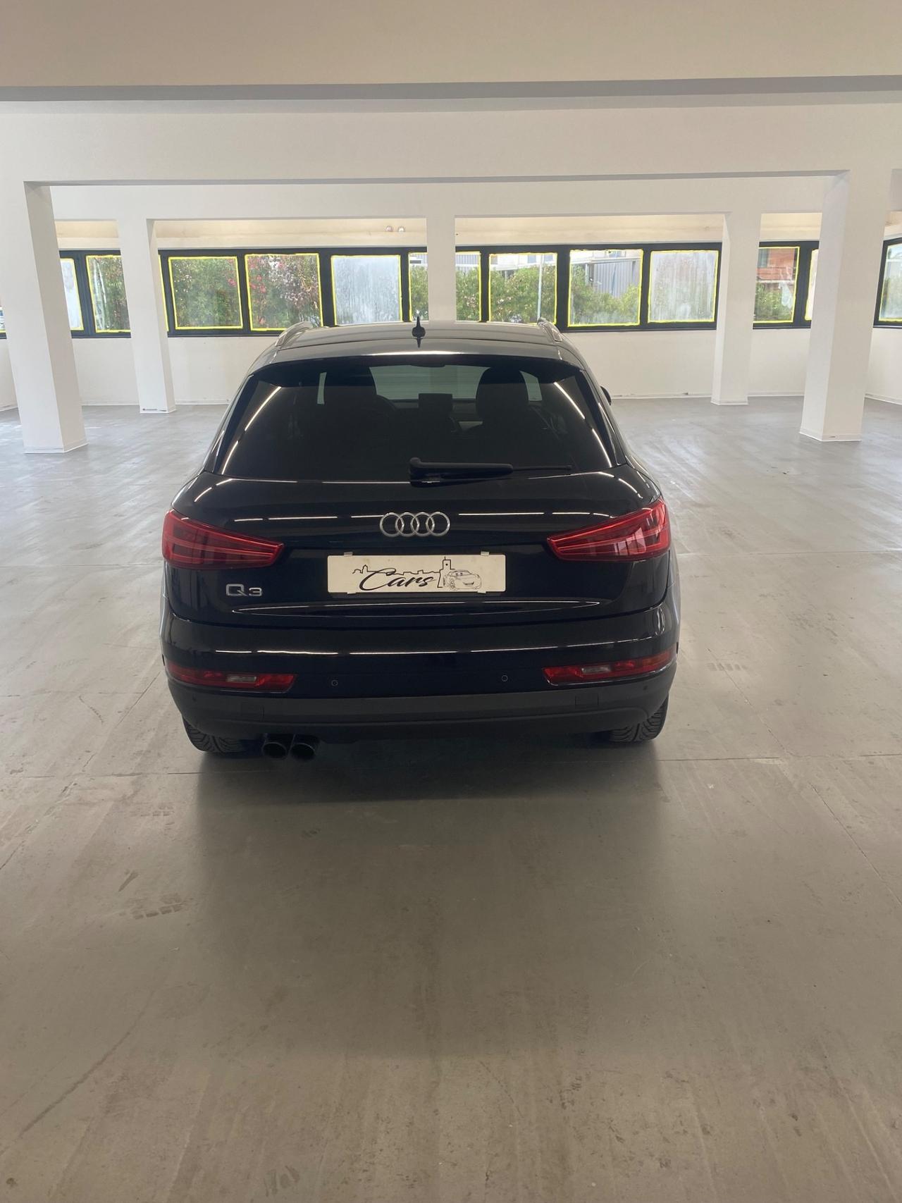 Audi Q3 2.0 TDI 120 CV Sport