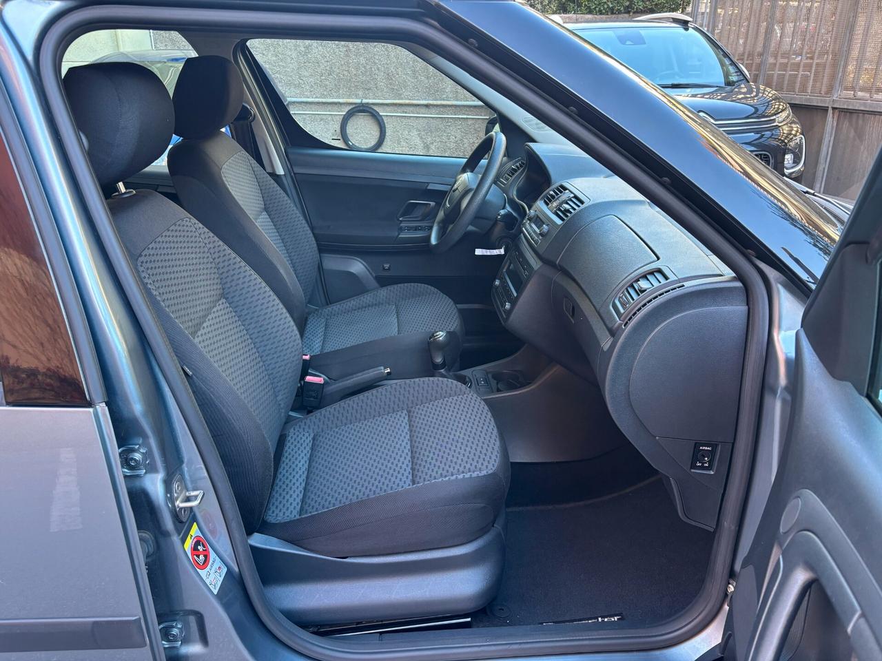 Skoda Roomster 1.6 TDI CR 105CV Elegance UNIPROPRIETARIO