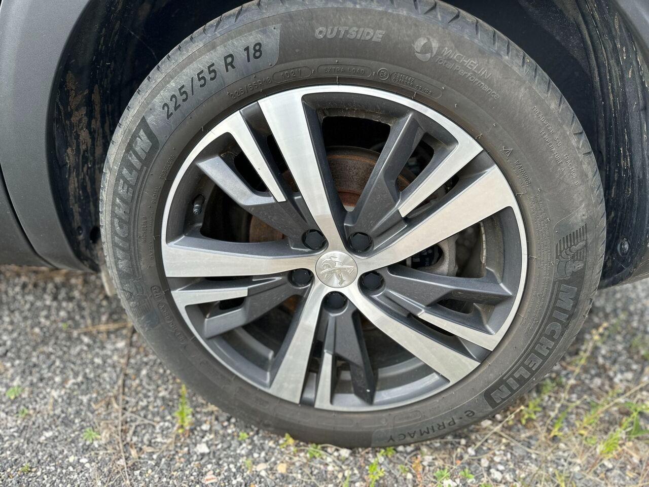 PEUGEOT 3008 II 2021 - 3008 1.2 puretech t Allure Pack s&s 130cv