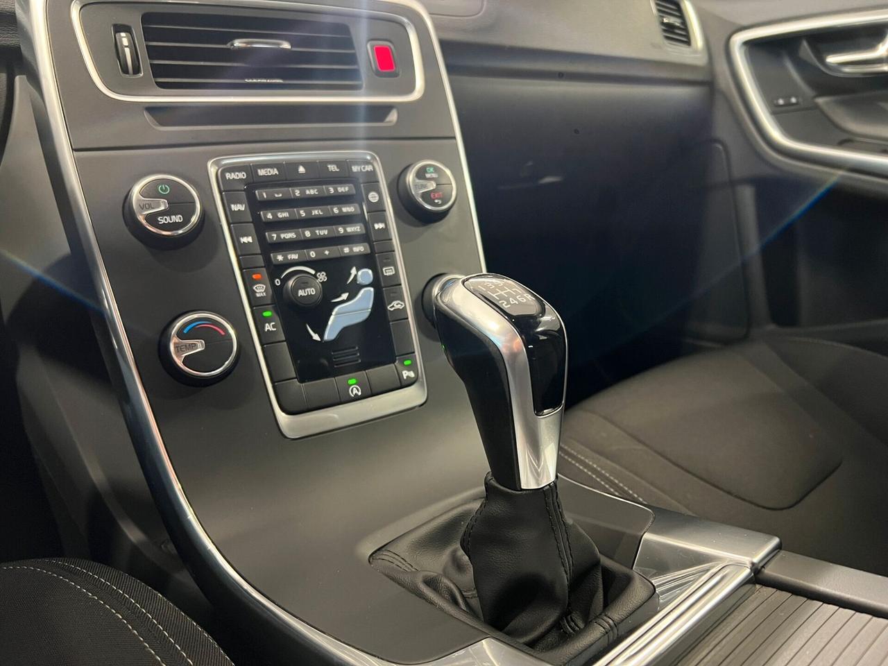 Volvo V60 D2 Momentum