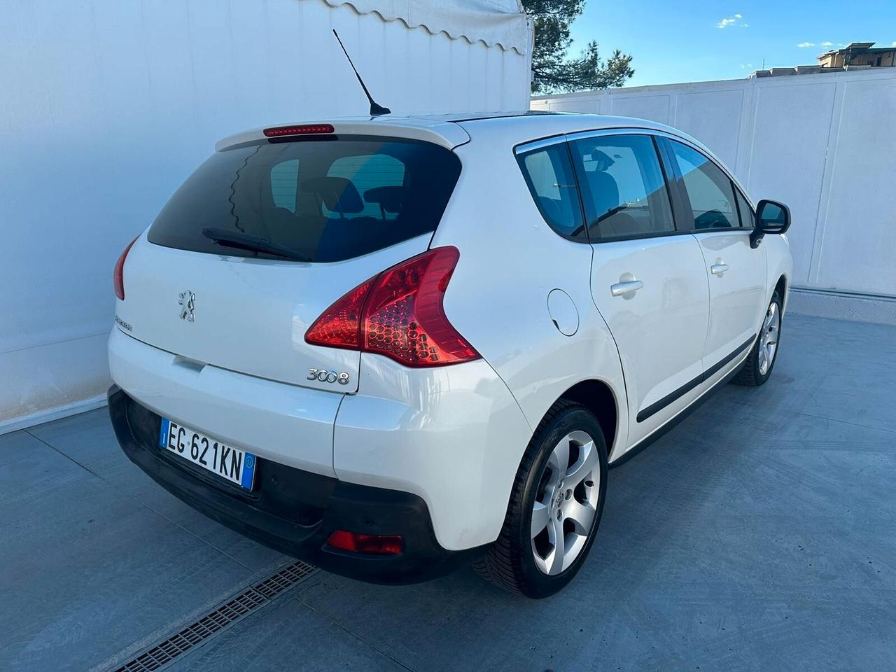 Peugeot 3008 2.0 HDi 2011