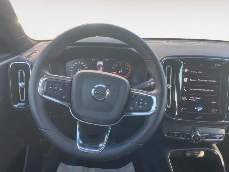 VOLVO XC40 1.5 t2 CoRe AuTo