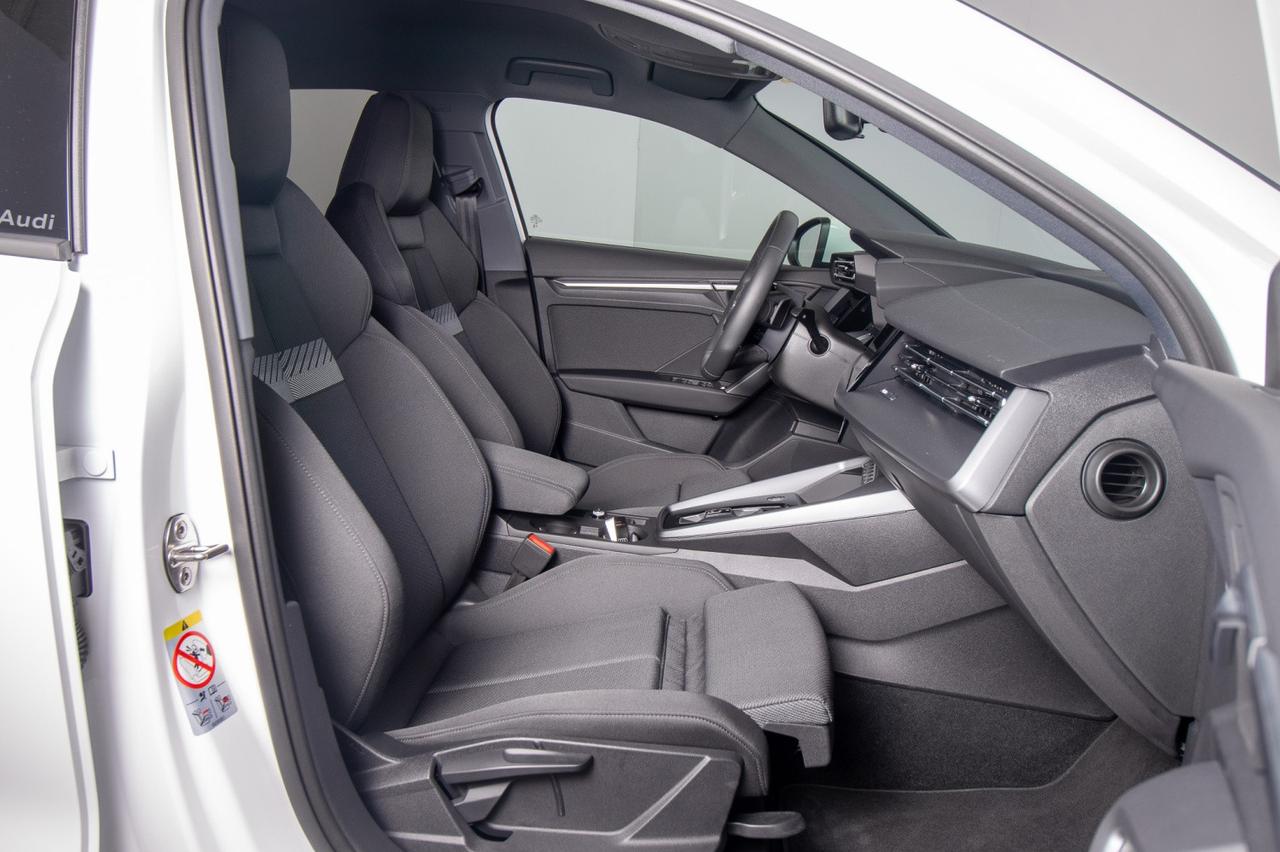 Audi A3 Sportback 1.5 Tfsi S Line S-tronic 150cv My25