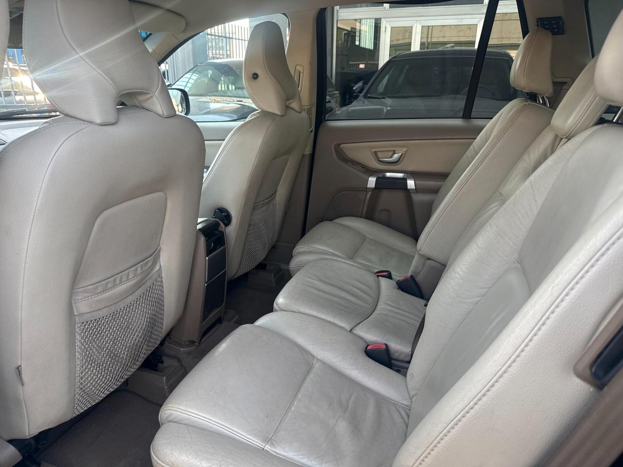 Volvo XC90 2.4 d5 Executive 185cv auto 7 POSTI