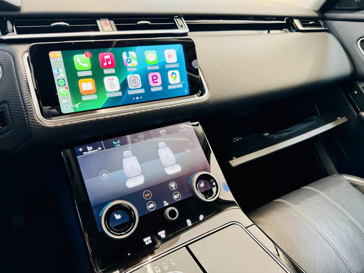 Range Rover Velar 2.0D 180 CV CarPlay - APPROVED