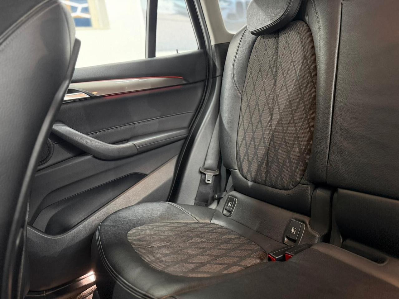 Bmw X1 sDrive18d xLine