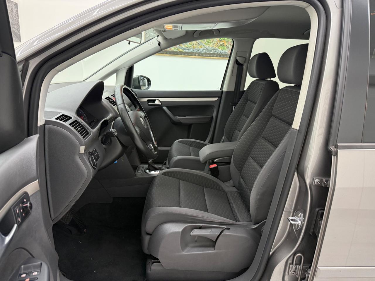 Volkswagen Touran 1.4 16V TSI 150CV DSG Highline Ecofuel