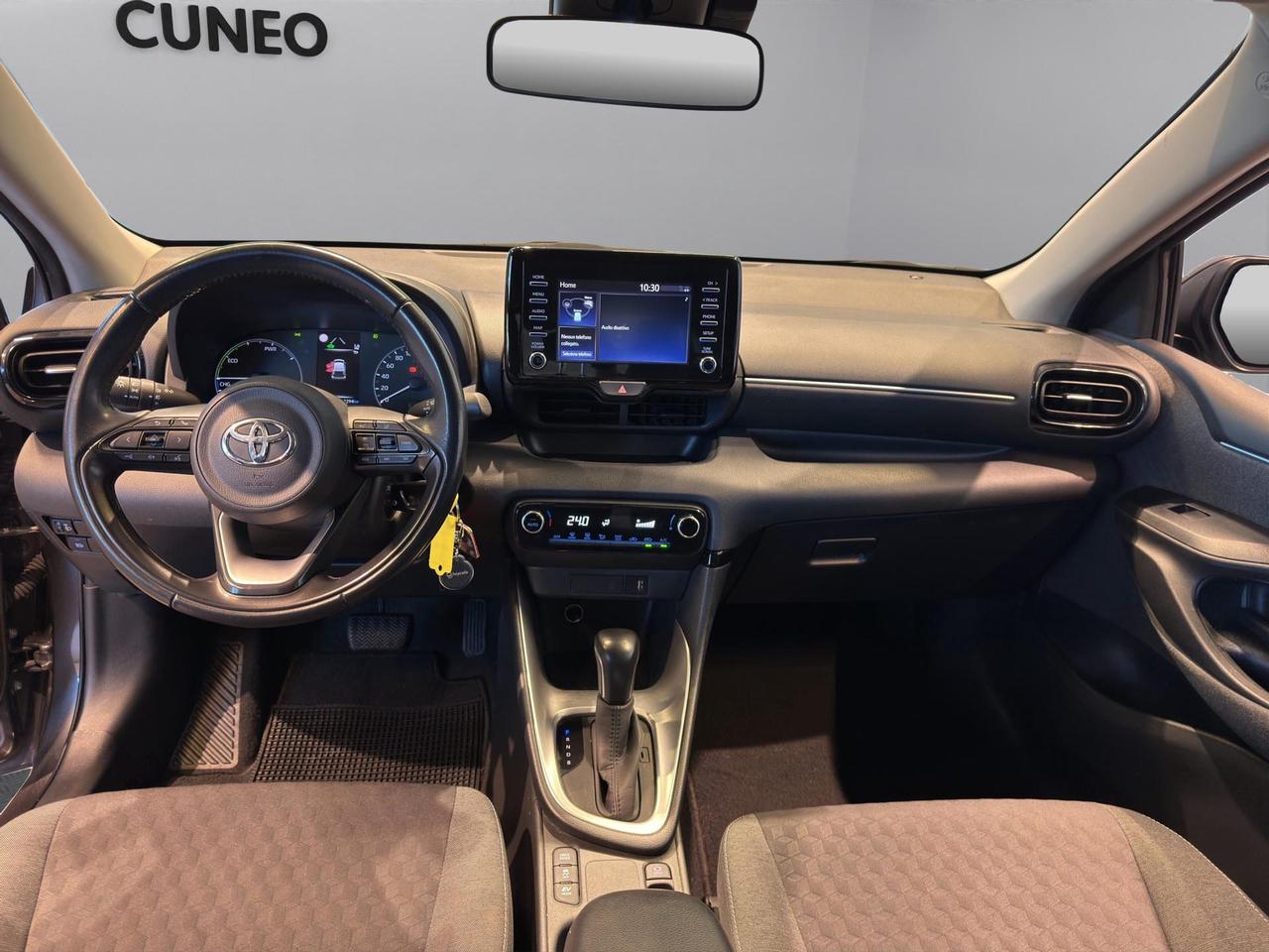 Toyota Yaris 1.5h Business