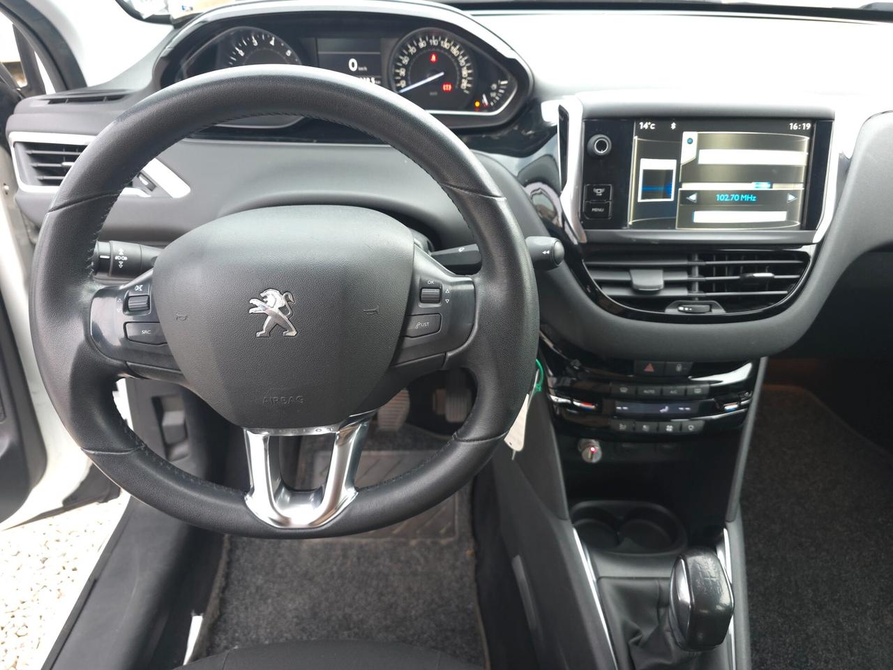 Peugeot 208 1.2 VTi 82 CV 5 porte Allure