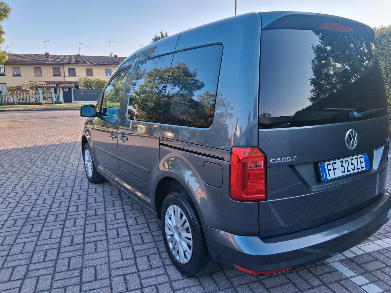 Volkswagen Caddy 2.0 TDI 102 CV Trendline..CELL 320 147 1147 WUATSAPP.