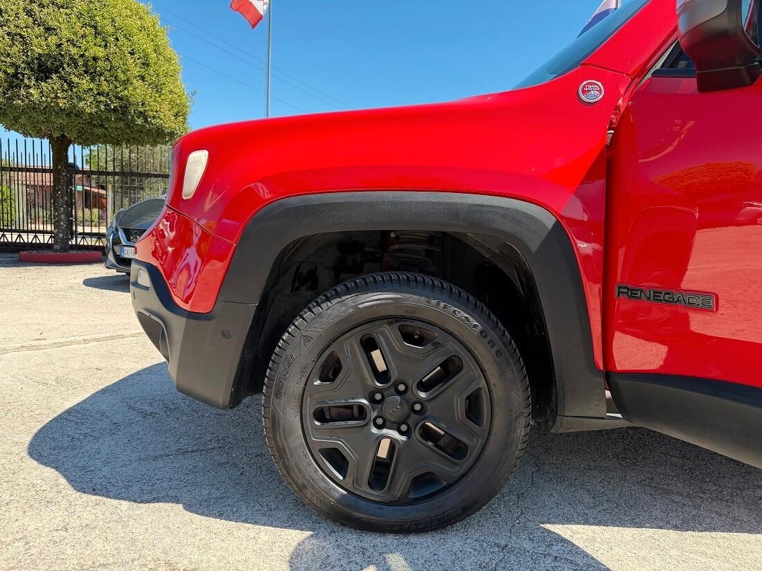 Jeep Renegade 2.0 Mjt 170CV 4WD Active Drive Low Trailhawk