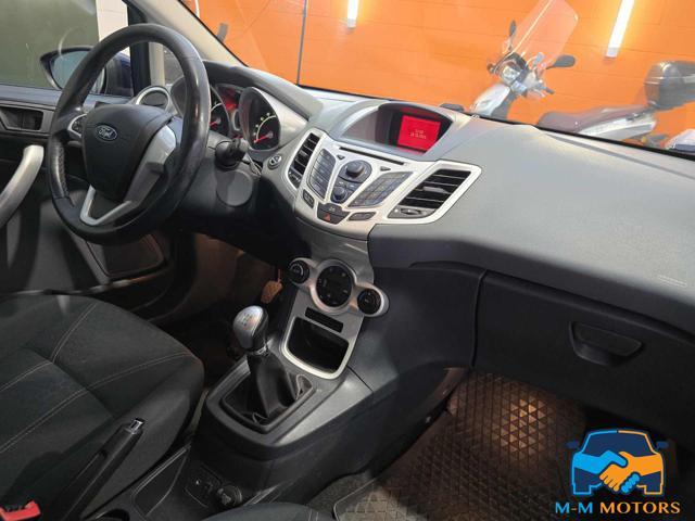 FORD Fiesta + 1.6 TDCi 95CV 5 porte