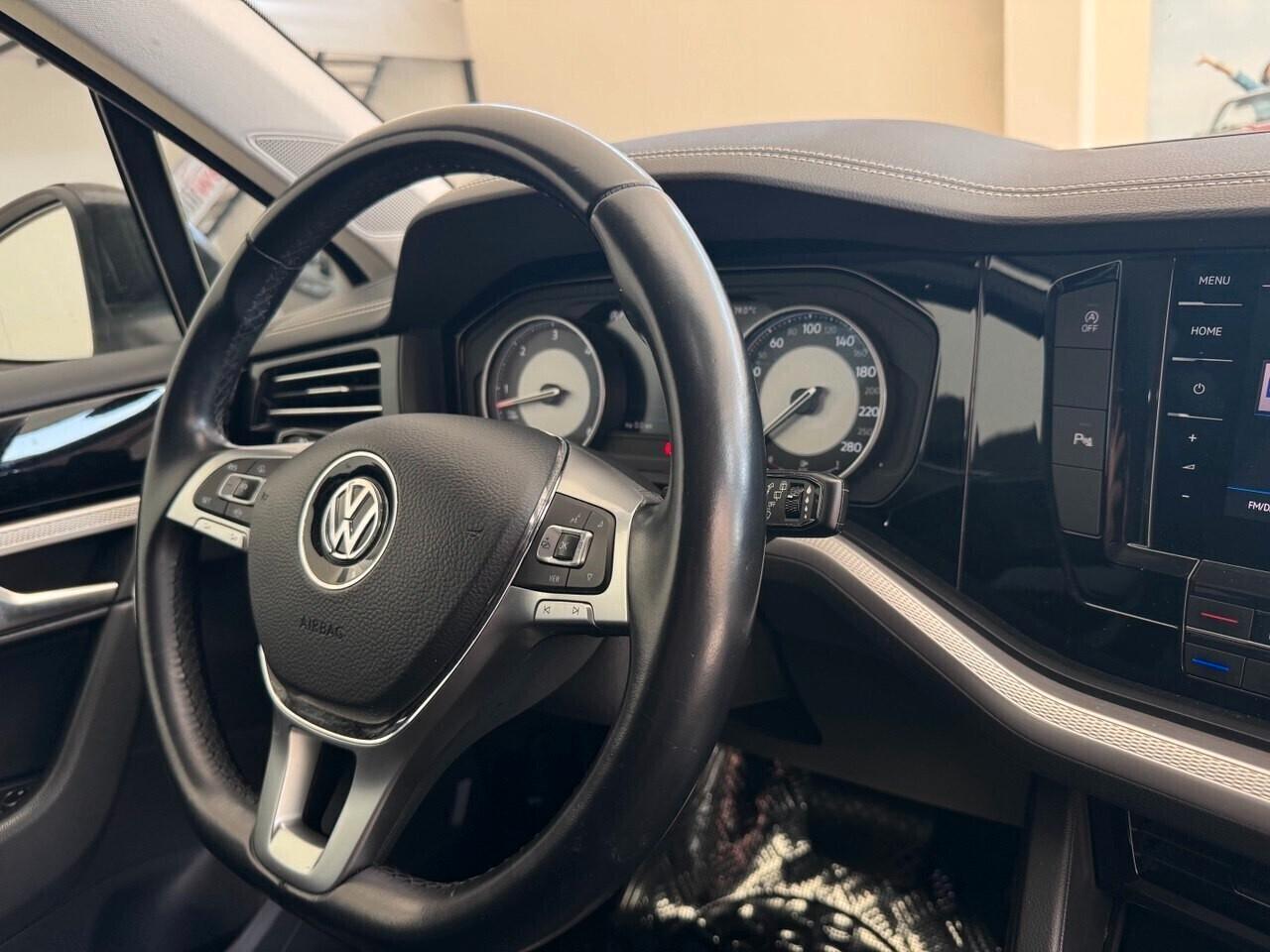 Volkswagen Touareg 3.0 V6 TDI SCR Black Style