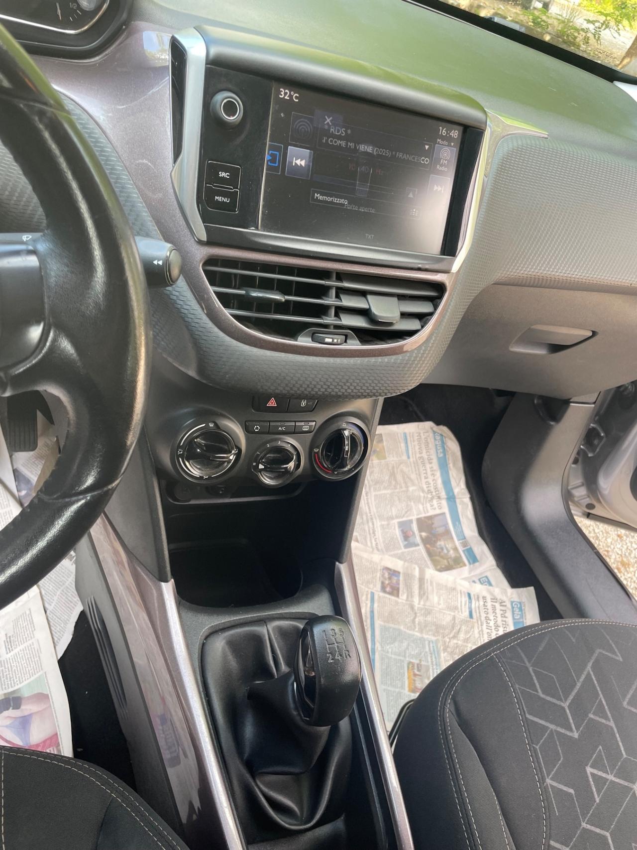 Peugeot 2008 1.6 e-HDi 92 CV Stop&Start Allure