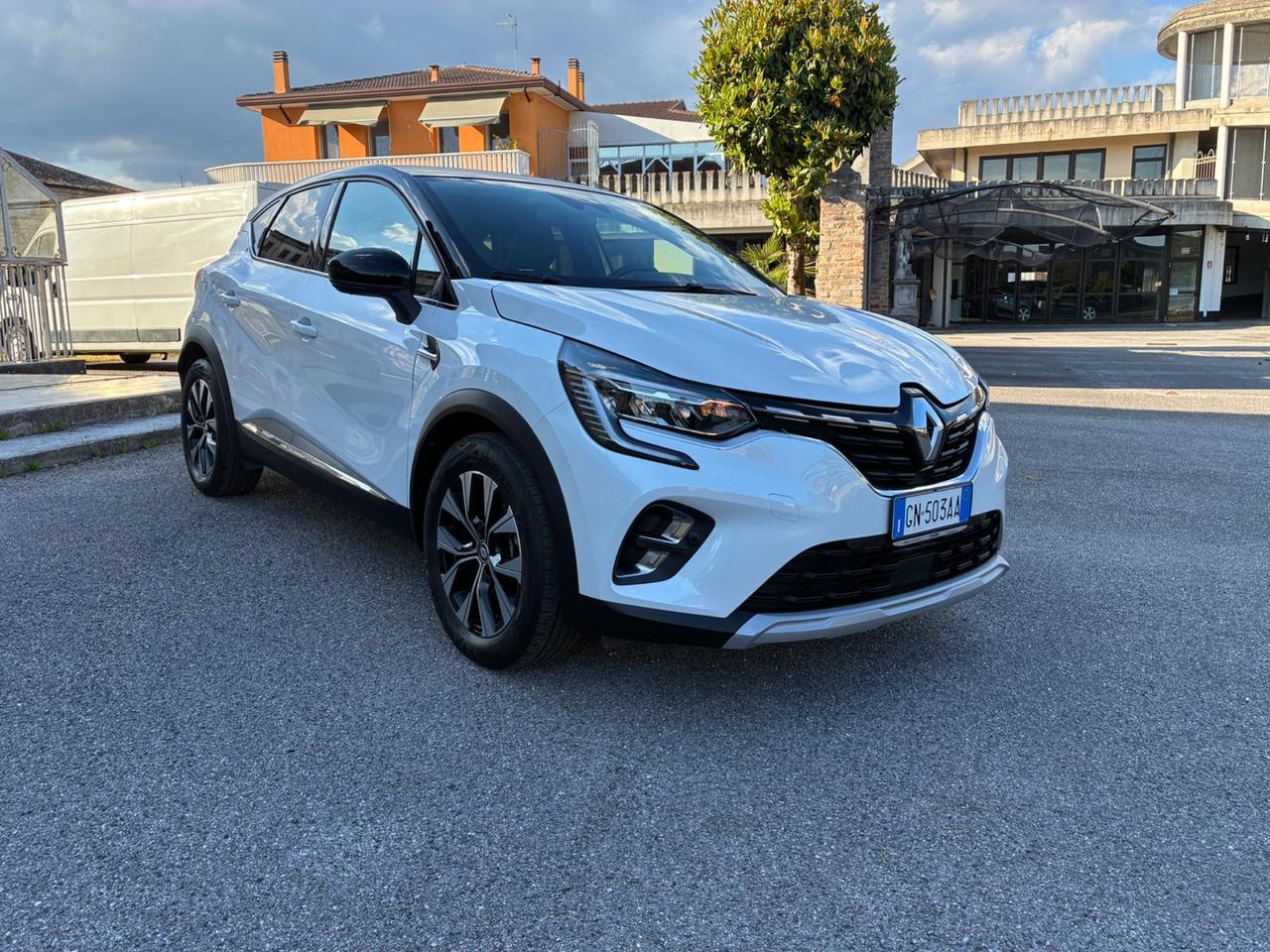 Renault Captur Full Hybrid E-Tech 145 CV Techno