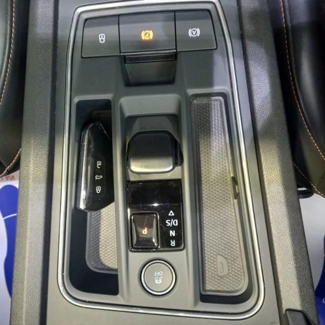 CUPRA Leon 1.4 e-HYBRID 204 CV DSG