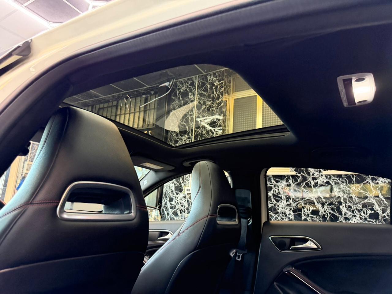 Mercedes-benz A 200 d Premium AMG
