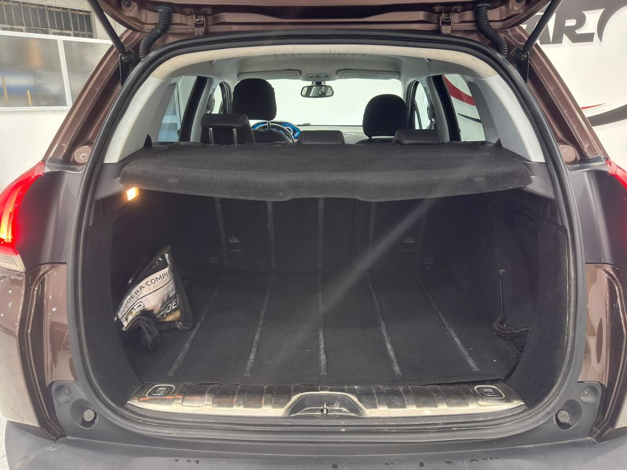 Peugeot 2008 1.2 VTi 82CV Allure