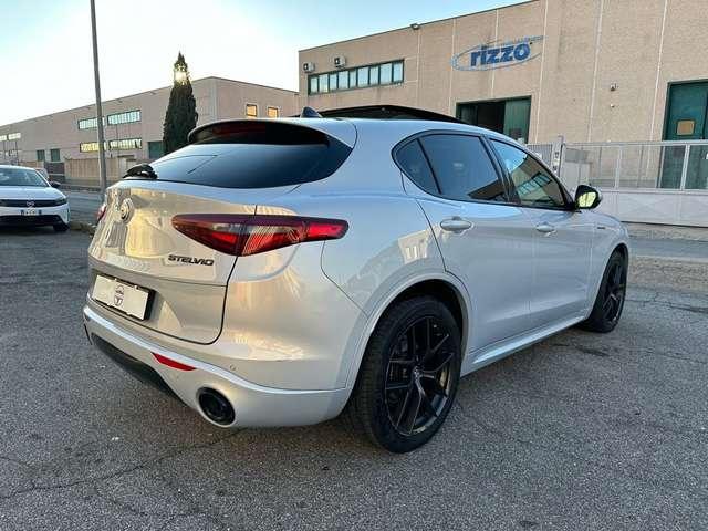 Alfa Romeo Stelvio 2.2 AT8 Q4 Veloce 210cv