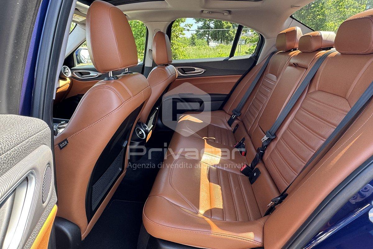 ALFA ROMEO Giulia 2.2 Turbodiesel 210 CV AT8 AWD Q4 Veloce