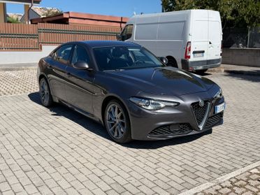Alfa Romeo Giulia 2.2 Turbodiesel 180CV AT8 AWD Q4 Super
