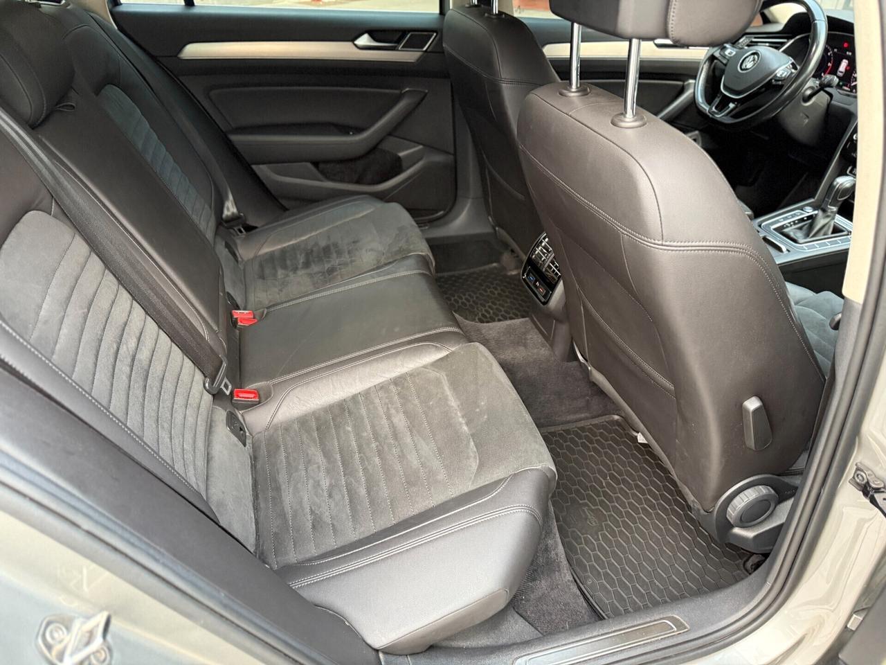 VOLKSWAGEN PASSAT 2.0 BITDI HIGH. 4MOTION DSG 240CV