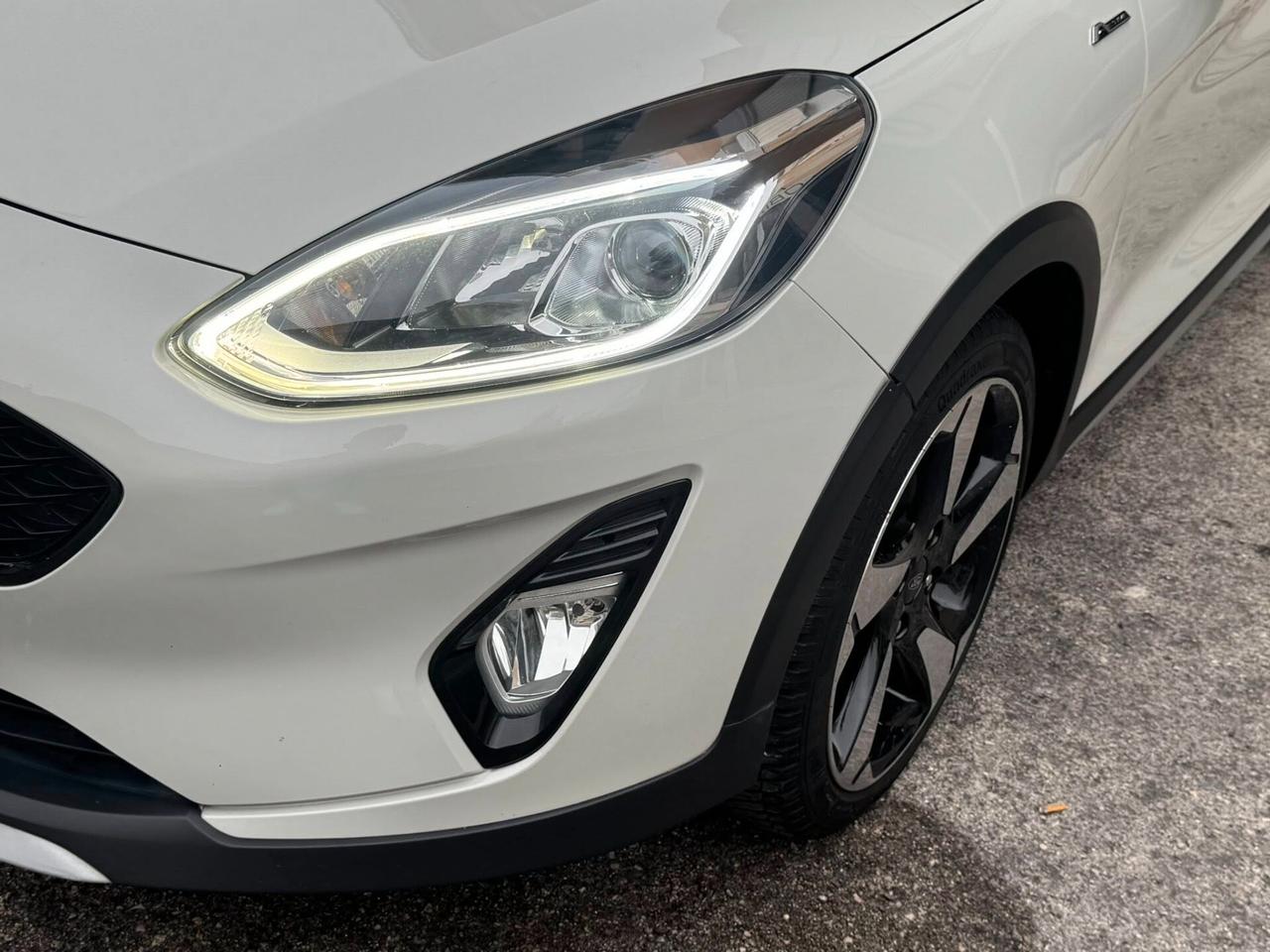 FORD FIESTA 1.5 TDCI 85 CV. NAVI+CERCHI+BIXENO
