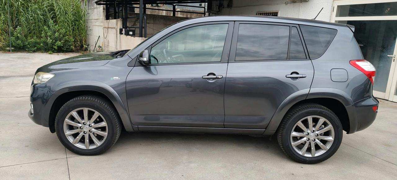 Toyota RAV 4 RAV4 2.2 D-4D 150 CV "AUTOMATICA"