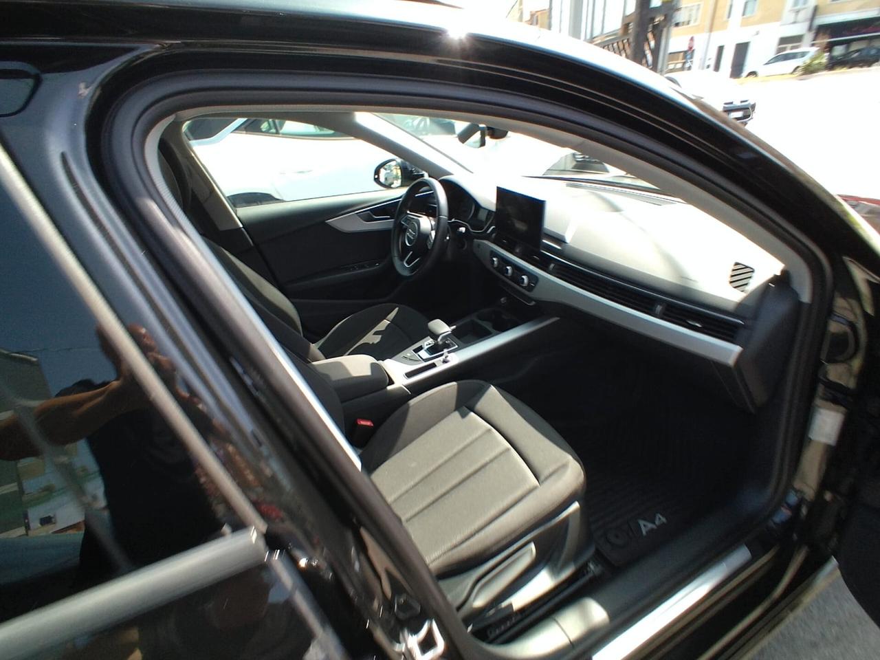 Audi A4 Avant 35 TDI/163 CV S tronic