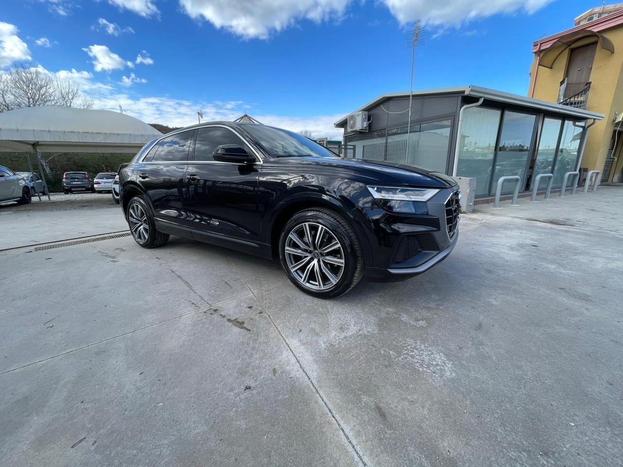 Audi Q8 50 TDI 286 CV quattro tiptronic Sport