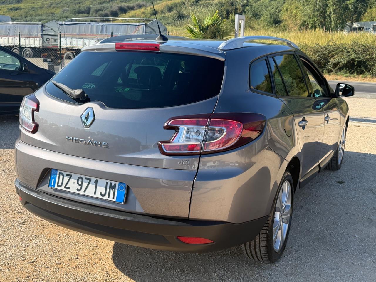 Renault Megane 1.5 dCi 110CV 2.499€