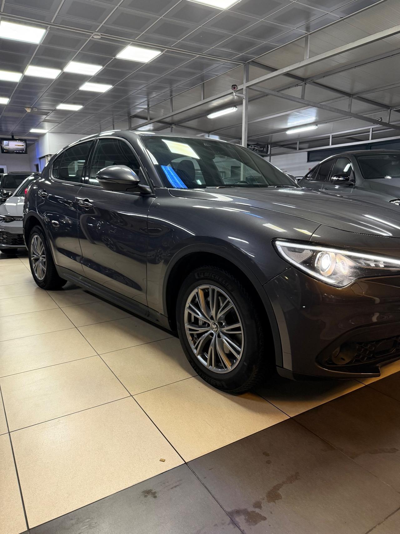 Alfa Romeo Stelvio 2.2 Turbodiesel 160 CV AT8 RWD Sprint 2022