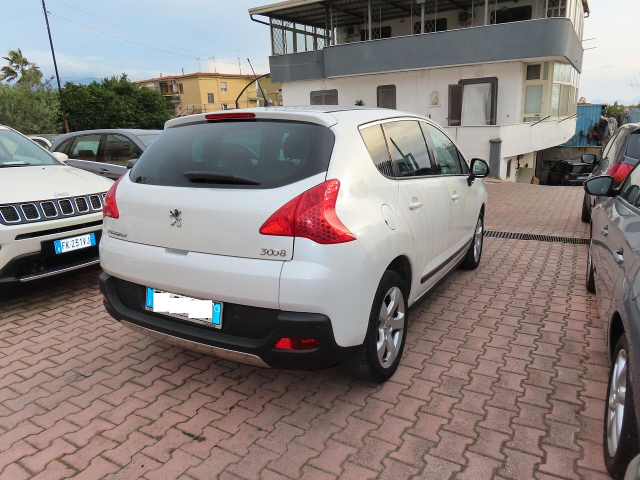 Peugeot 3008 1.6 HDi 115CV Allure FULL