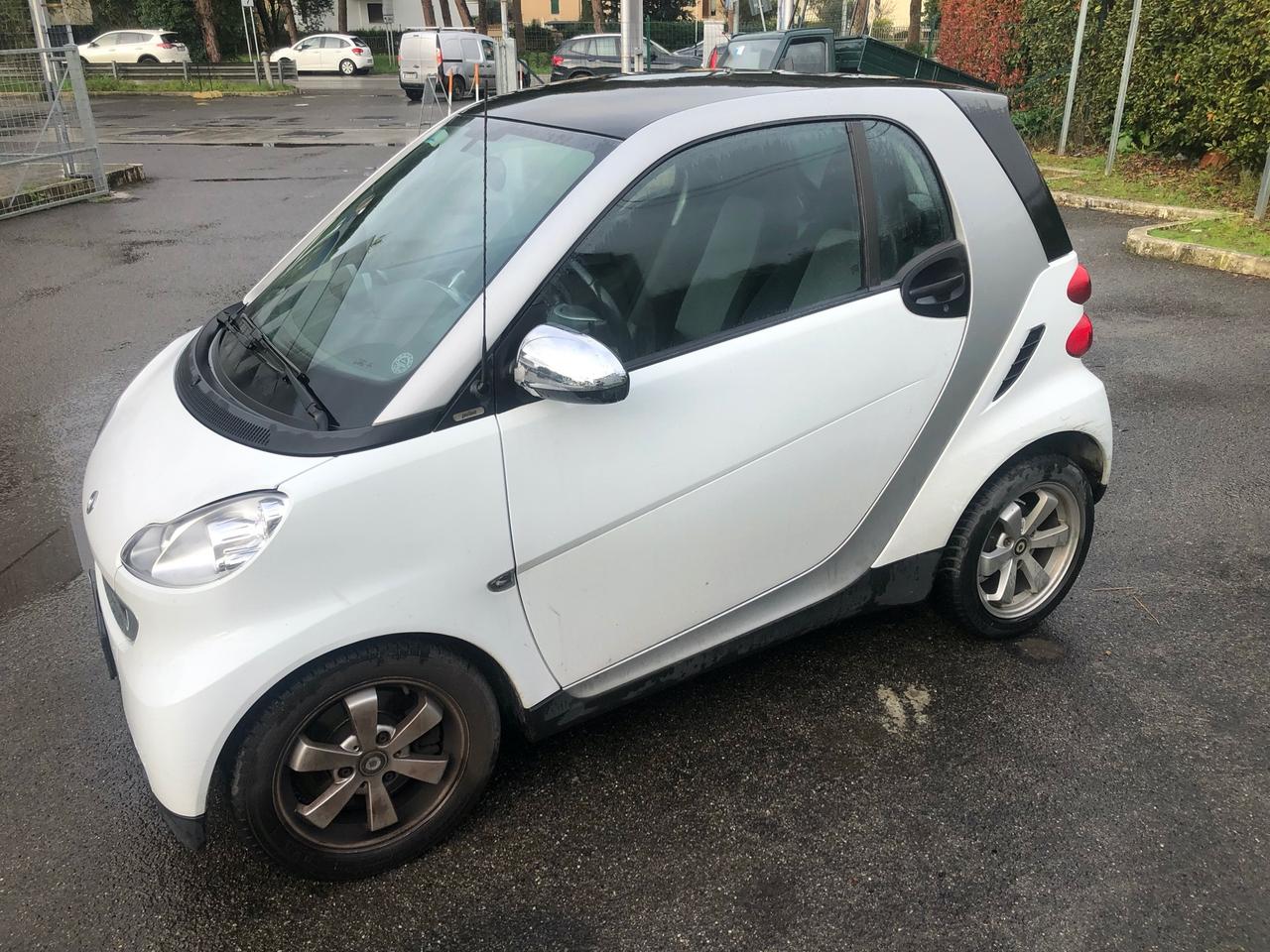 Smart ForTwo 1000 52 kW MHD coupé passion