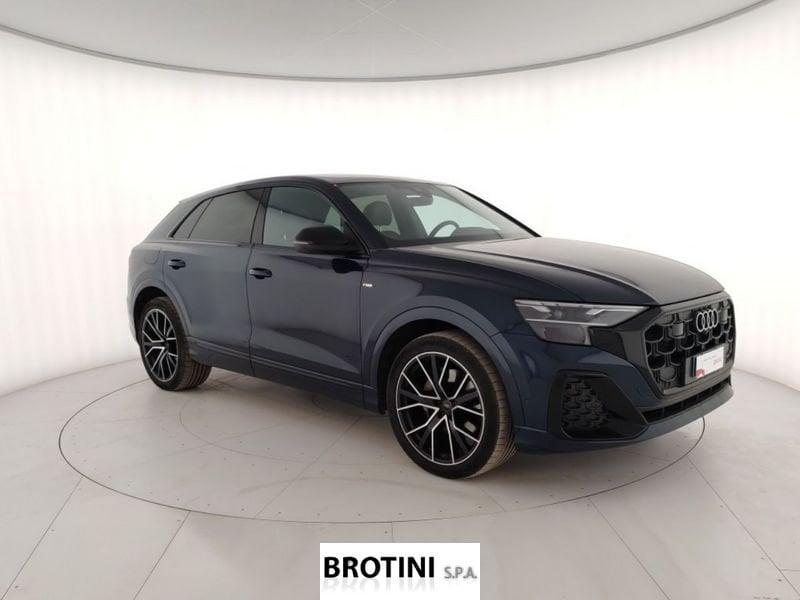 Audi Q8 50 TDI 210kW quattro tip. S Line Edition