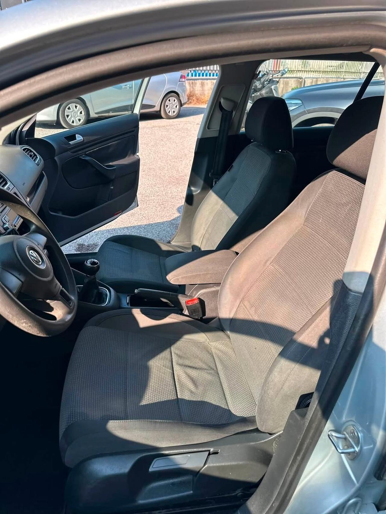 Volkswagen Golf Variant 1.6 TDI DPF Comfortline