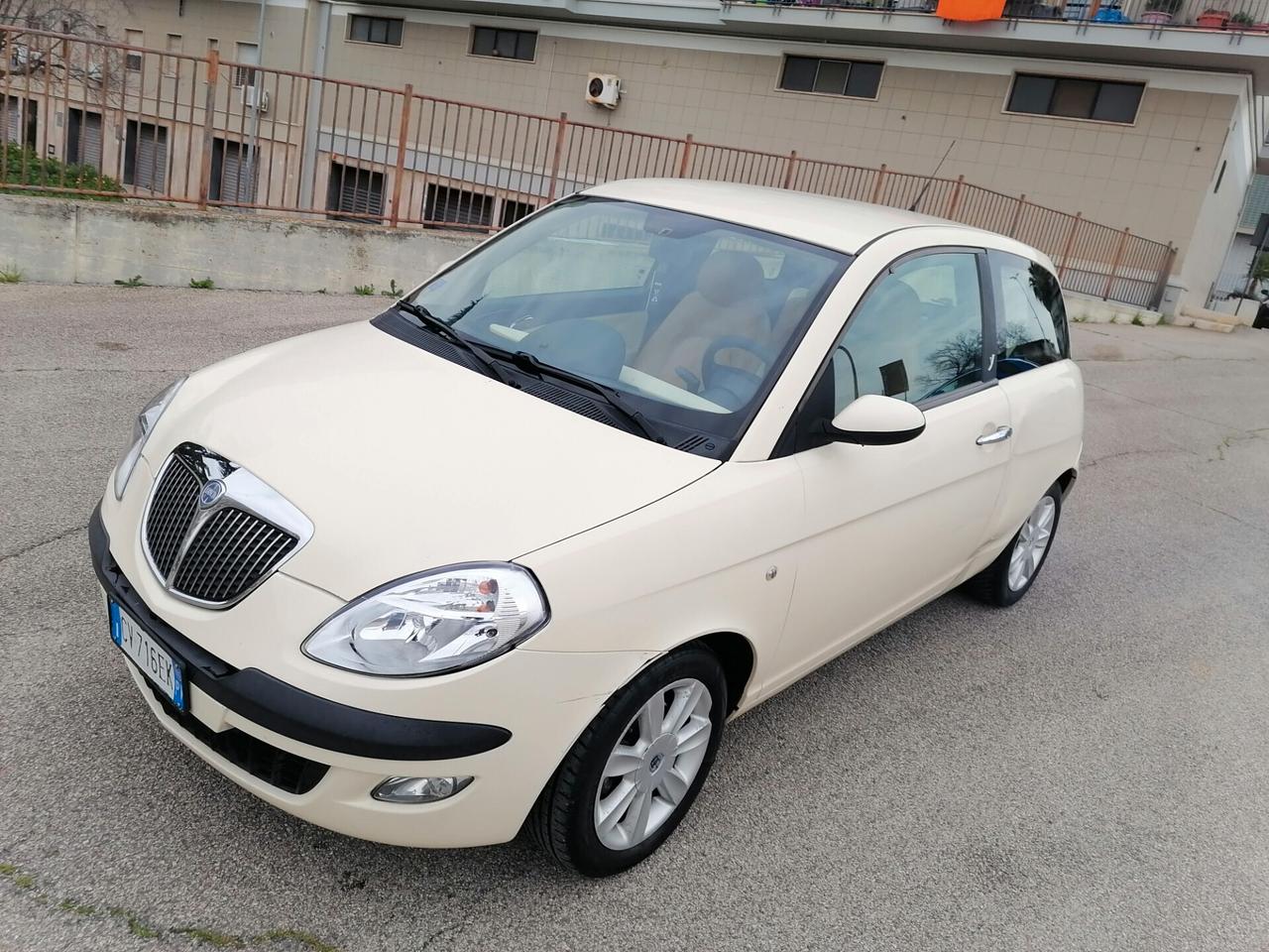 Lancia Ypsilon 1.3 Multijet 16V Platino