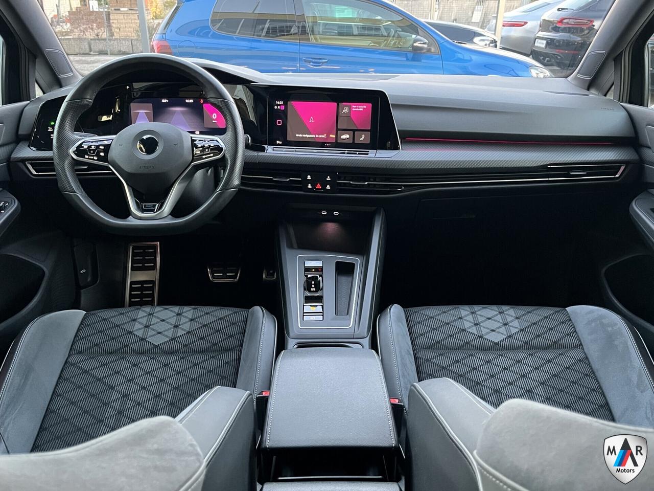 Volkswagen Golf 1.5 eTSI 150 CV EVO DSG R-Line