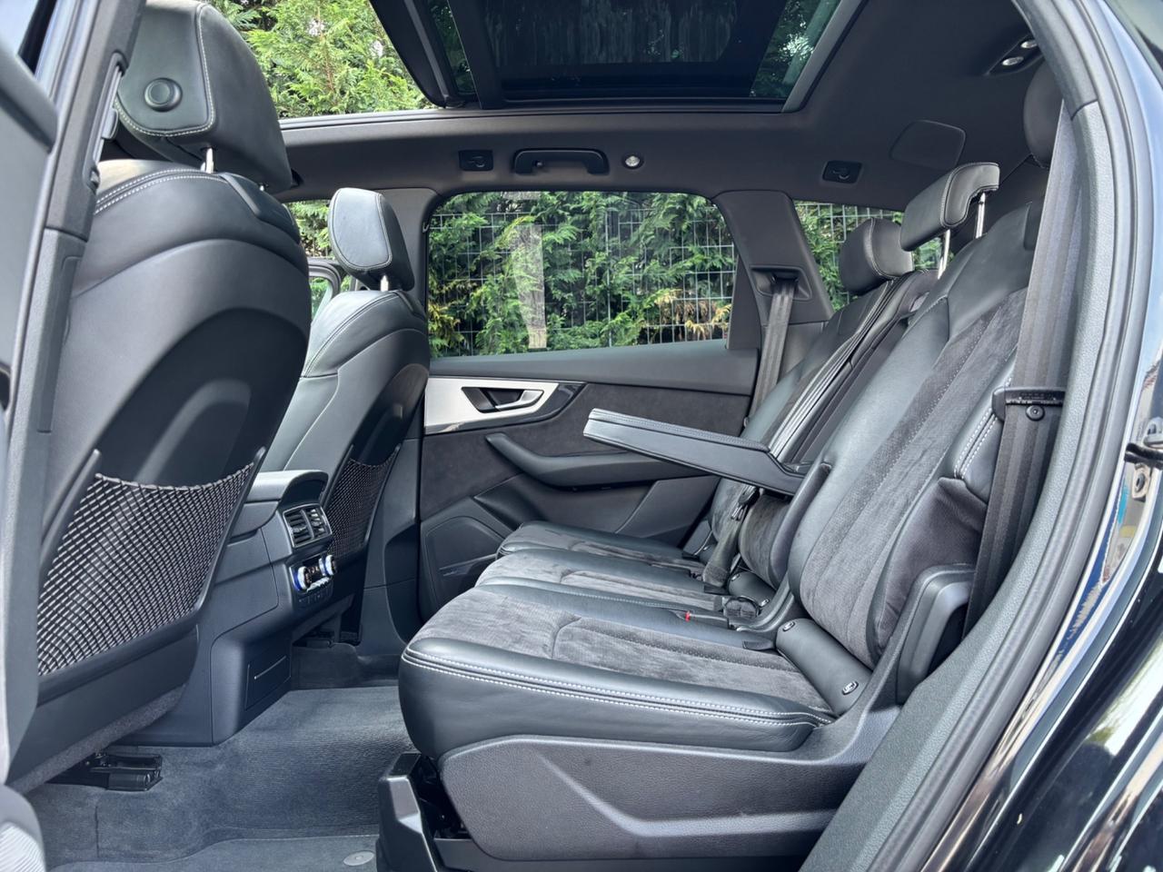 Audi Q7 3.0 TDI 272 CV quattro S LINE,TAGLIANDI CERTIFICATI