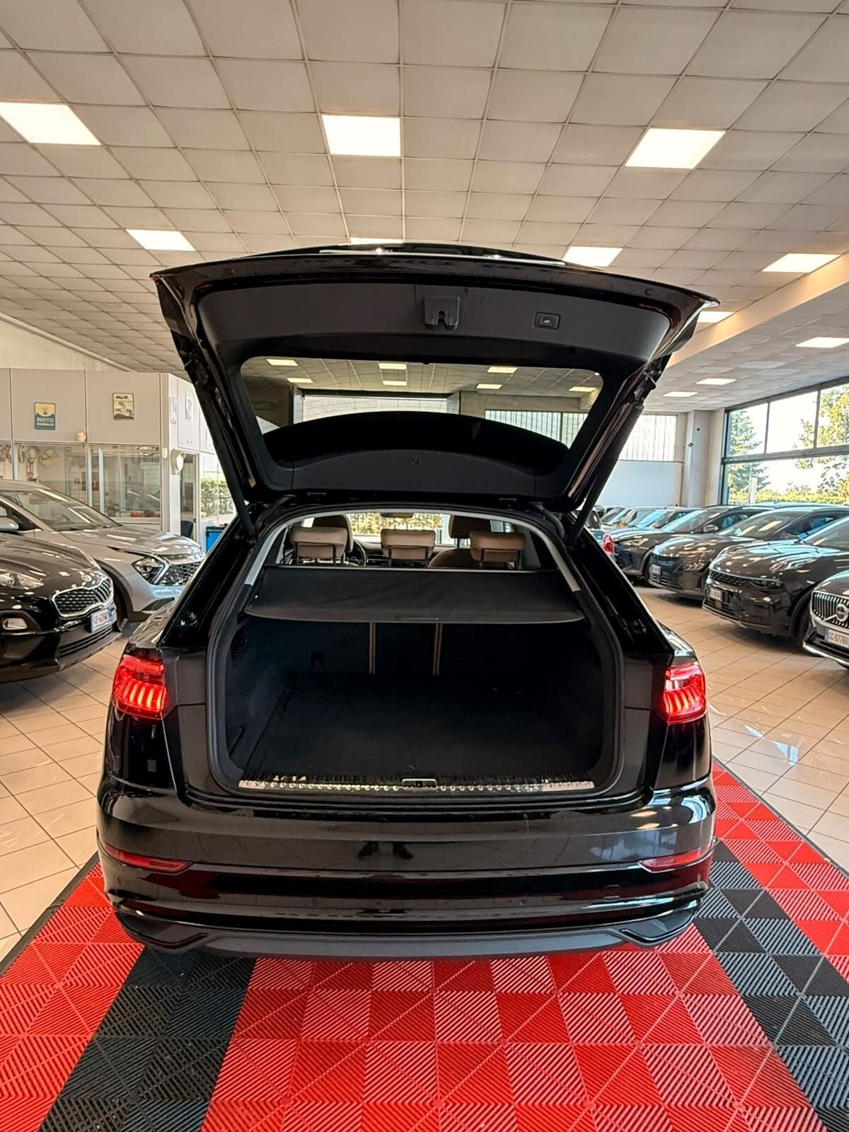 Audi Q8 50 TDI 286 CV quattro tiptronic