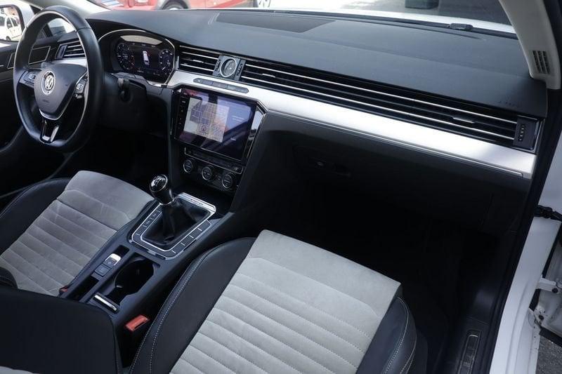 Volkswagen Passat Volkswagen Passat Alltrack 2.0 TDI 150 CV 4motion Executive BMT Unicoproprietario