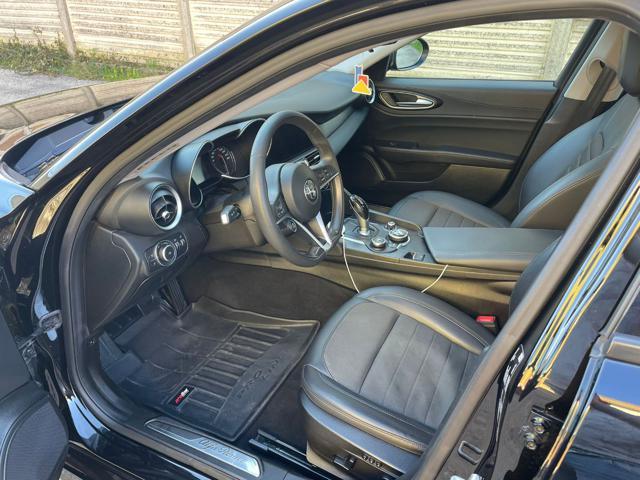 ALFA ROMEO Giulia 2.2 Turbodiesel 180 CV AT8 Q4 VELOCE