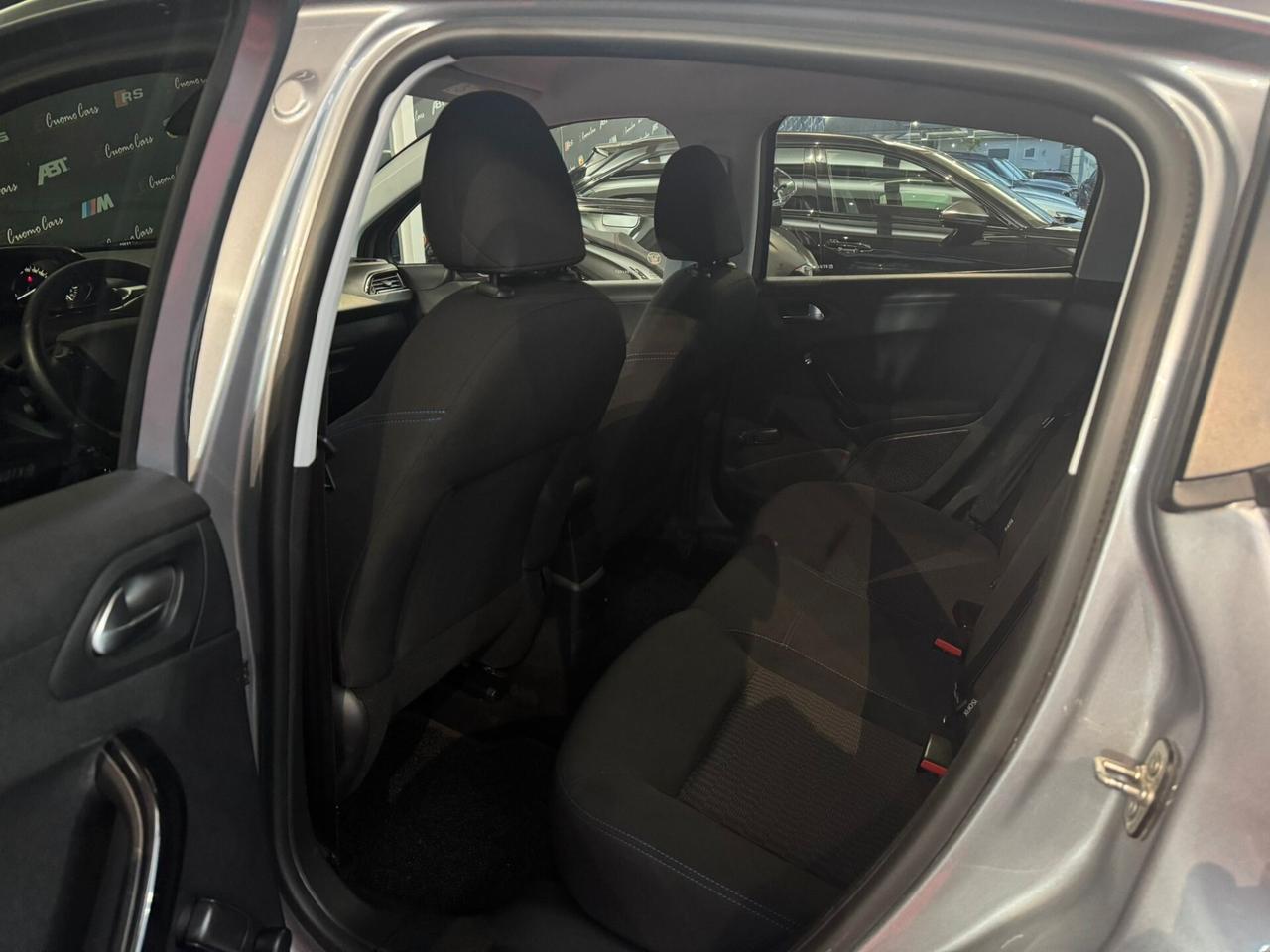 Peugeot 208 PureTech Stop&Start 5 porte Signature