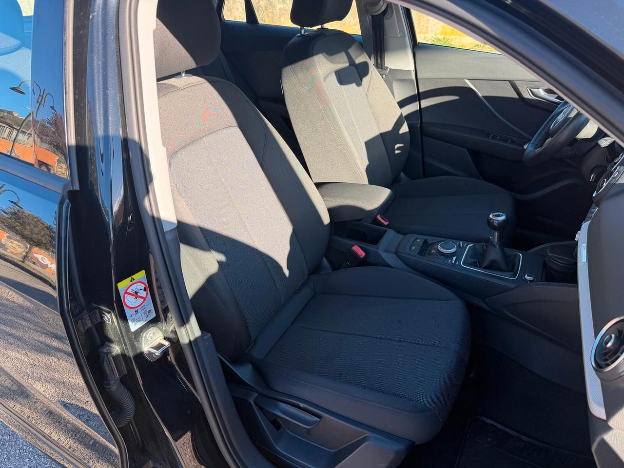 Audi Q2/30 TFSI/150CV/SLINE/CERCHI 18/PDC/CRUISE/NAVI/CLIMA/CRUISE CONTROL !!