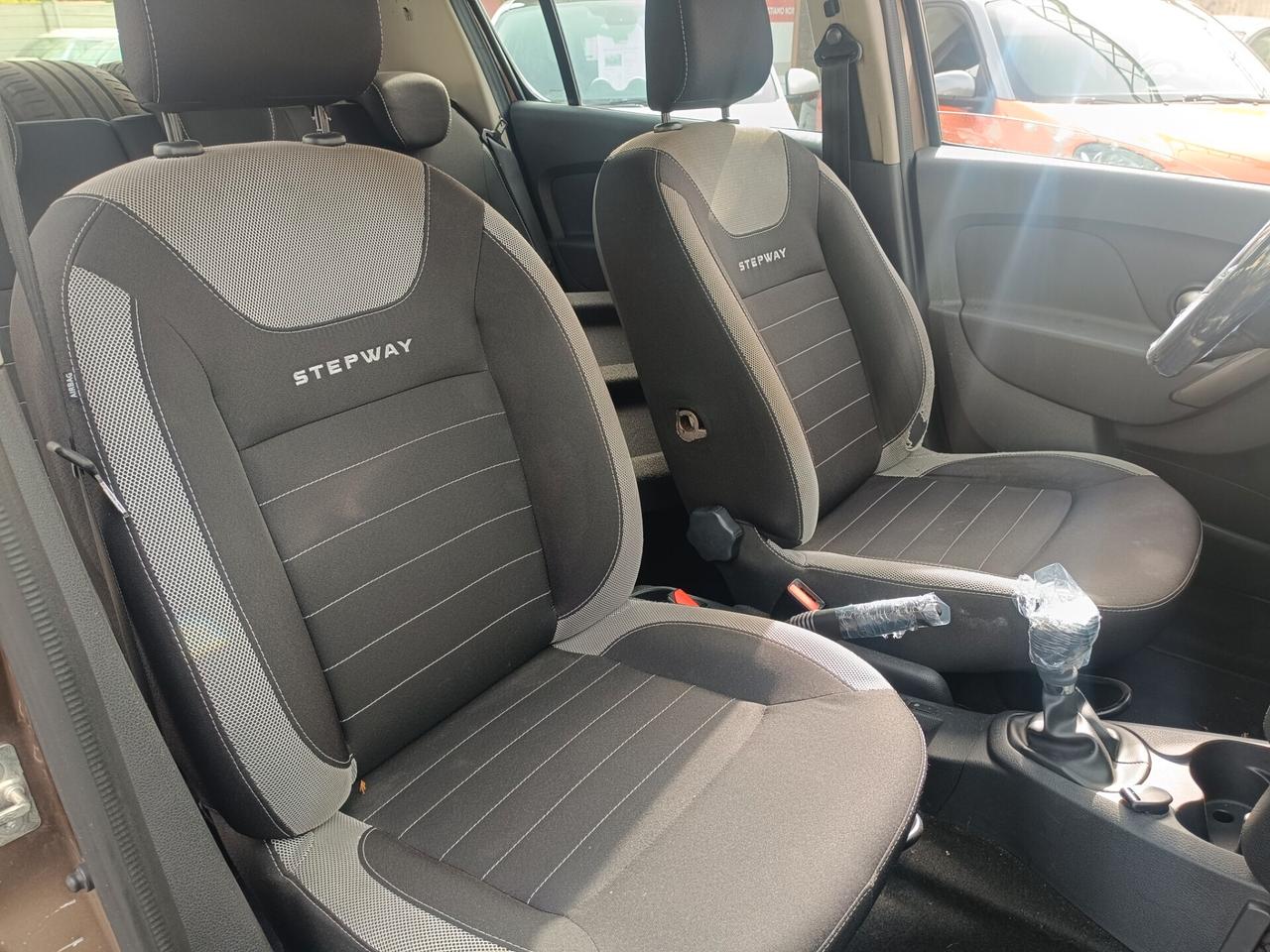 Dacia Sandero 0.9 TCe 12V 90CV Start&Stop Easy-R Lauréate