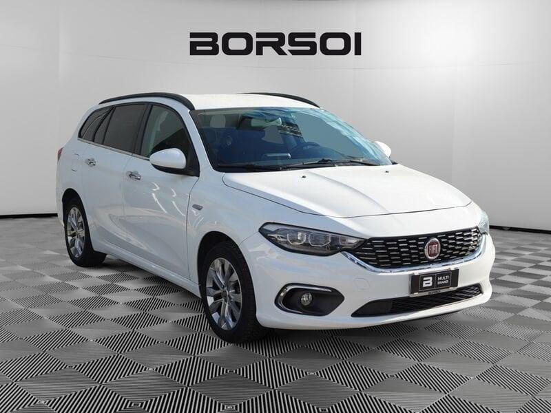 FIAT Tipo (2015-->) 1.6 Mjt S&S DCT SW Lounge