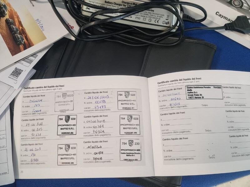 PORSCHE Cayman (987) Cayman 2.7