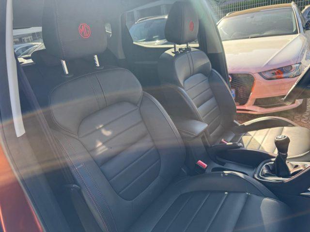 MG ZS 1.5 VTi-tech LUXURY