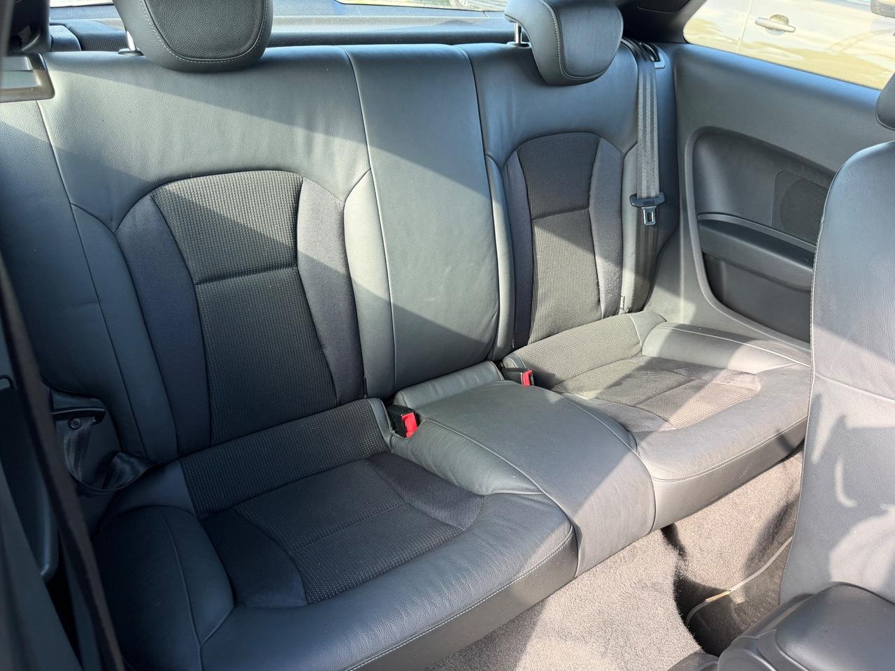 AUDI A1 1.6 DIESEL 2011