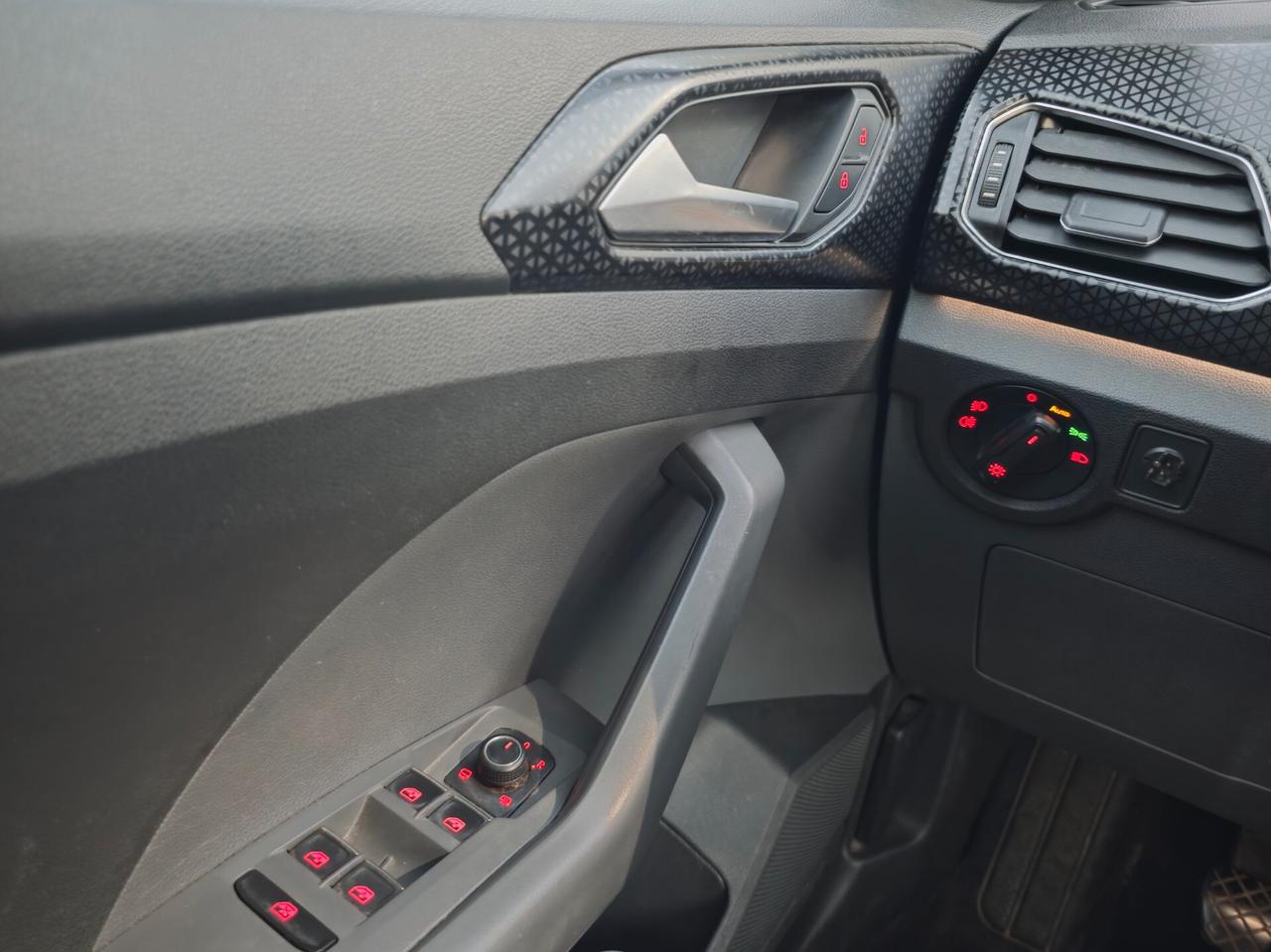 Volkswagen T-Cross 1.0 TSI 115 CV First Edition E6 Manuale NEO 2019